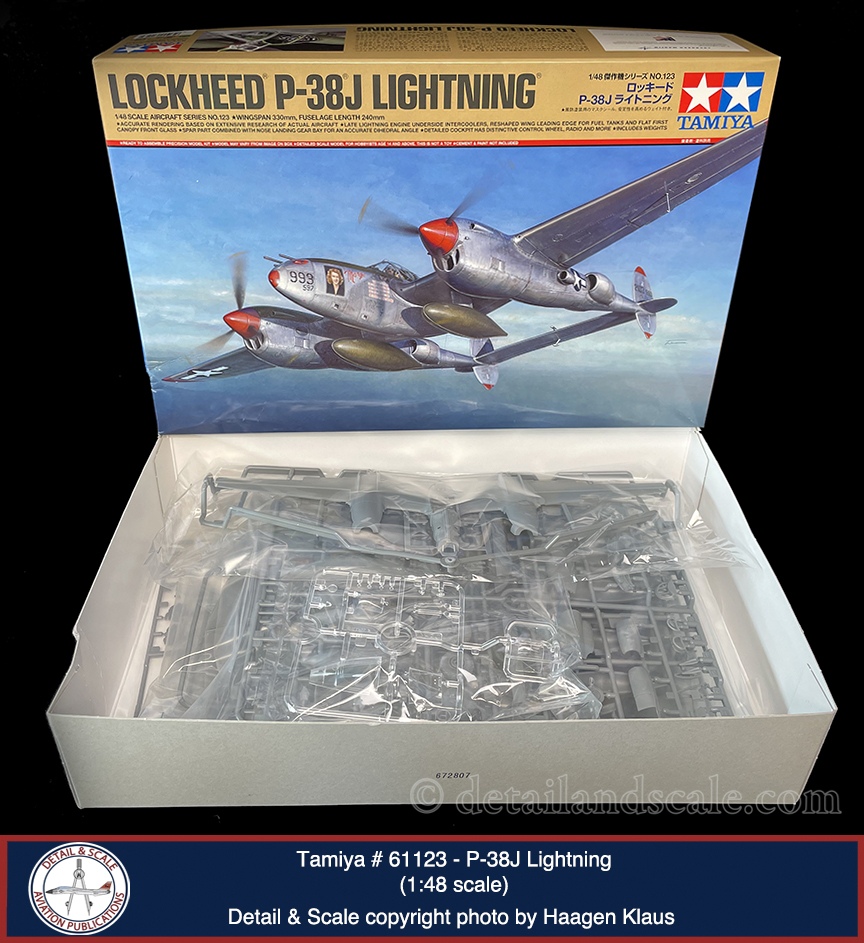 Lockheed P-38F-15-LO Lightning